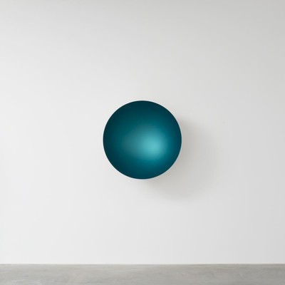Monochrome (Teal over Matt Silver Pearl) - © Mennour
