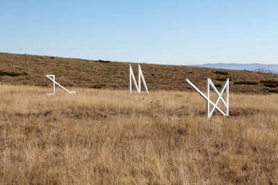 Exhibition view, Permanent work, Pailherols, France - © Mennour