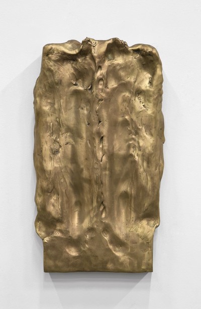Faciathérapie (Mina Hebbaz) (série "Sculptures Massées") - © Mennour