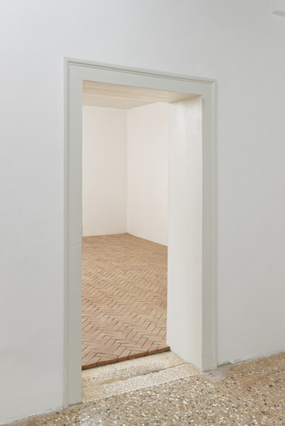 Exhibition view, Venice Biennale - © Mennour