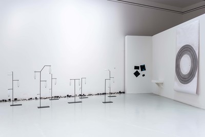 Exhibition view, Sprengel Museum, Hannover - © Mennour
