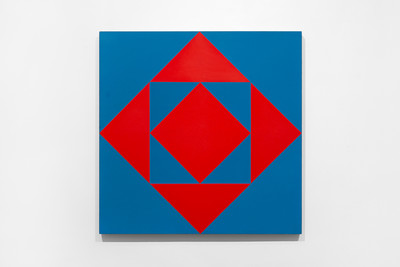 Carrés et triangles rouges et bleus (Red and Blue Squares and Triangles) - © Mennour