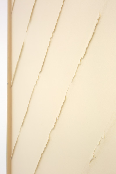 Papier Plein soulev&eacute; - n&deg;16 - © Mennour