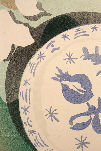 3 Plates as backdrop on oxide infused slip decoration with drips and shadows, snail, pomegranate, bird - © Mennour