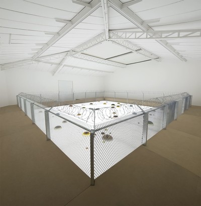 Exhibition view, kamel mennour, Paris - © Mennour