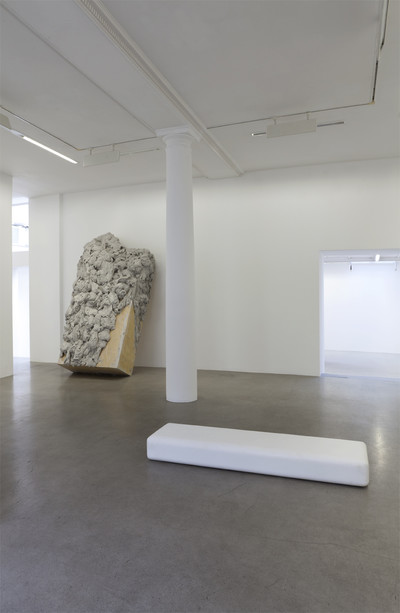 Anish Kapoor &amp; James Lee Byars - © Mennour