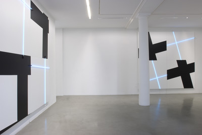 Deep Dark Light Blue and Neons by Accident - © Mennour