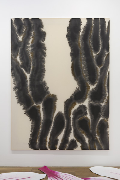 Latifa Echakhch, Magnolias - © Mennour