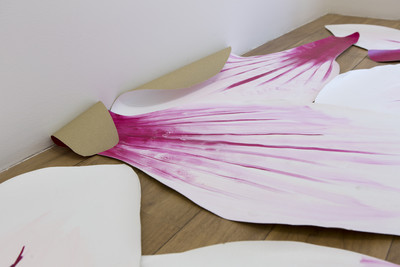 Latifa Echakhch, Magnolias - © Mennour