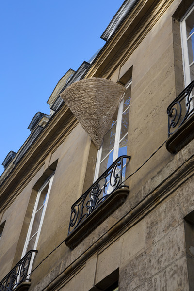 Nest - © Mennour