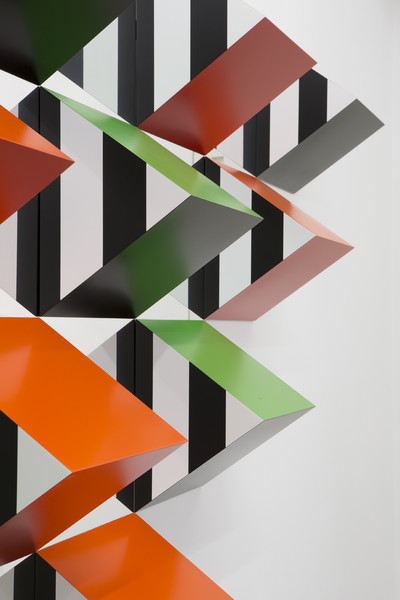 Pyramidal, hauts-reliefs, travaux in situ et situés, 2017 - © Mennour