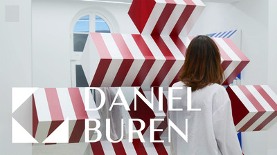 DANIEL BUREN &mdash; Plis contre plan, hauts-reliefs, travaux situ&eacute;s &mdash; Conversation with Sylvie Patry - © Mennour