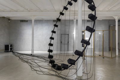 Alicja Kwade - Blueproject Foundation - © Mennour