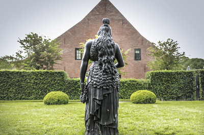 Alicja Kwade - Ostfriesland Biennale - © Mennour