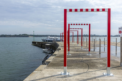 Daniel Buren - Île d'Arz - © Mennour