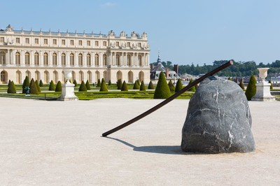Lee Ufan - Château de Versailles - © Mennour